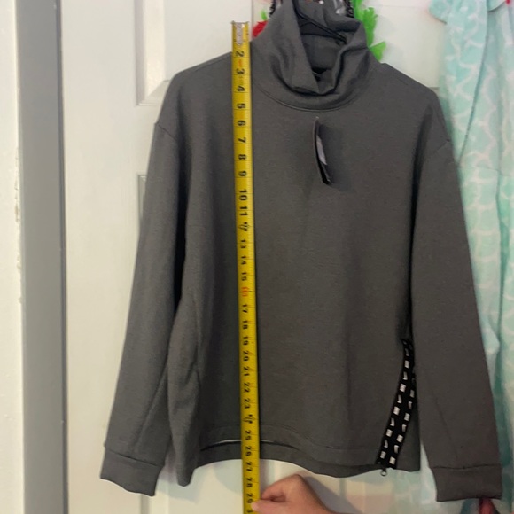 Nike jacket - Picture 3 of 3